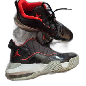 Size 7.5 men or 9 womens - Jordan Stay Loyal Bred 2021